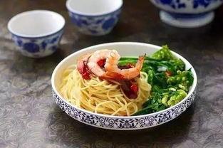 一碗面的救赎,温情故事见证人间真情